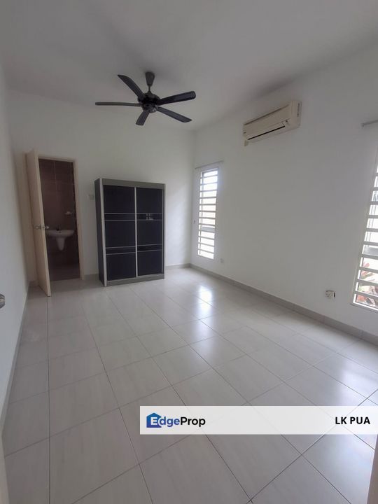 DOUBLE STOREY SEMI D  HOUSE SEREMBAN 2 FOR SALES, Negeri Sembilan, Seremban