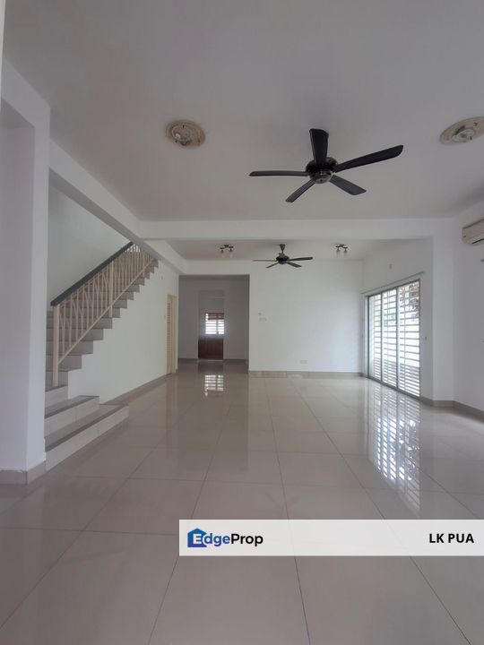 DOUBLE STOREY SEMI D  HOUSE SEREMBAN 2 FOR SALES, Negeri Sembilan, Seremban