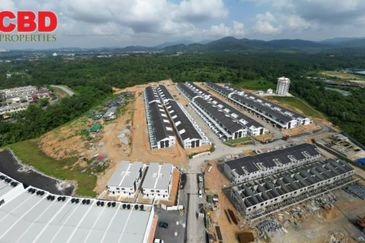 Town house Sikamat mampu bayar  Gated community  for sales