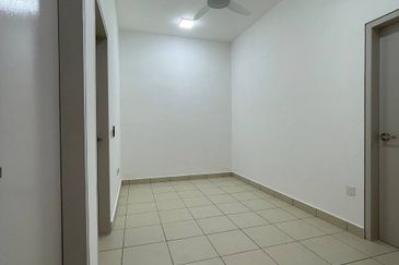 Anggun @ Bandar Ainsdale