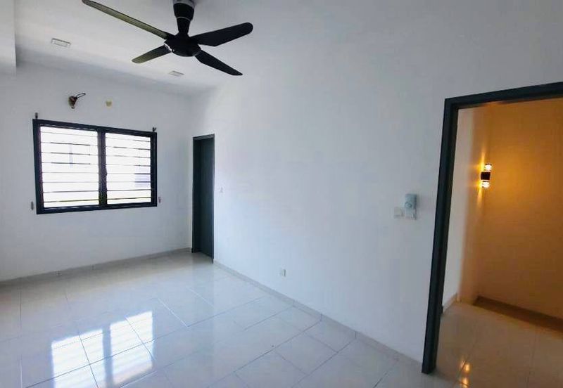 Laman Delfina @ Nilai Impian