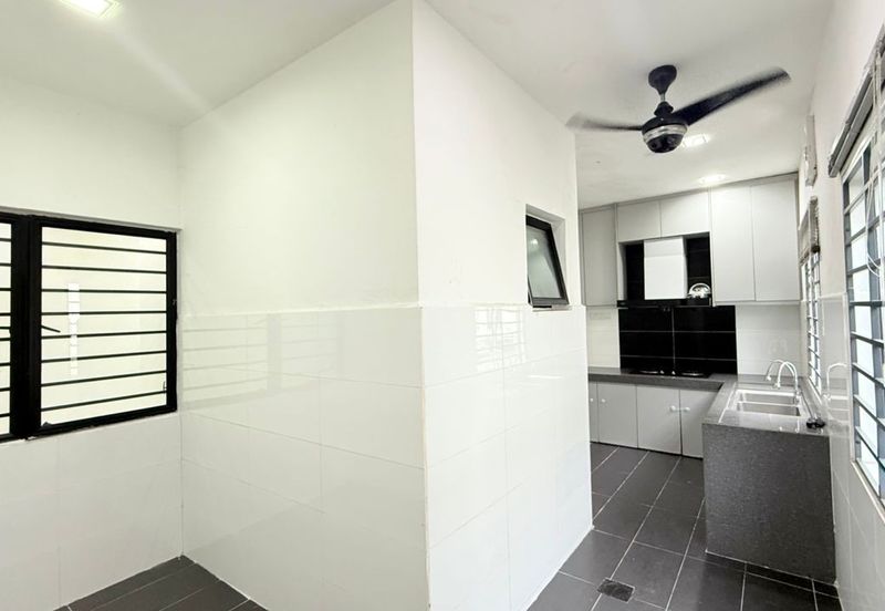 Laman Delfina @ Nilai Impian