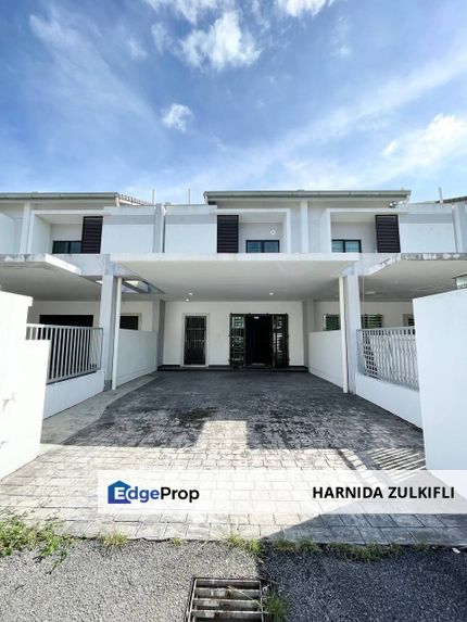 [WELL MAINTAINED] DOUBLE STOREY LAMAN DELFINA, NILAI FOR SALE, Negeri Sembilan, Nilai