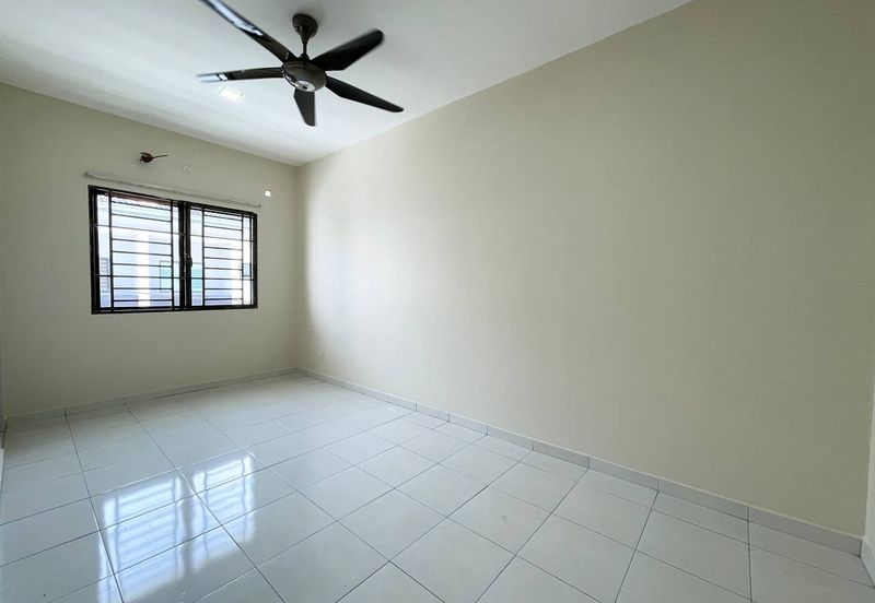 Laman Delfina @ Nilai Impian