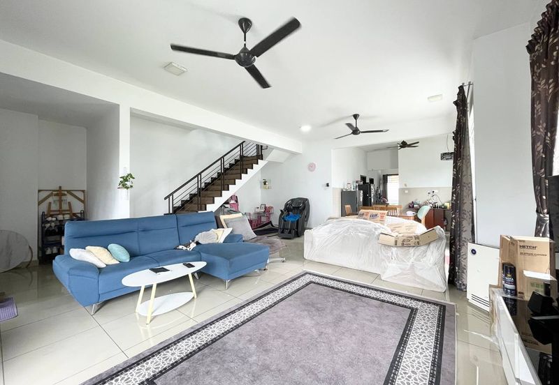 BANDAR AINSDALE FASA 2(SEGAR)