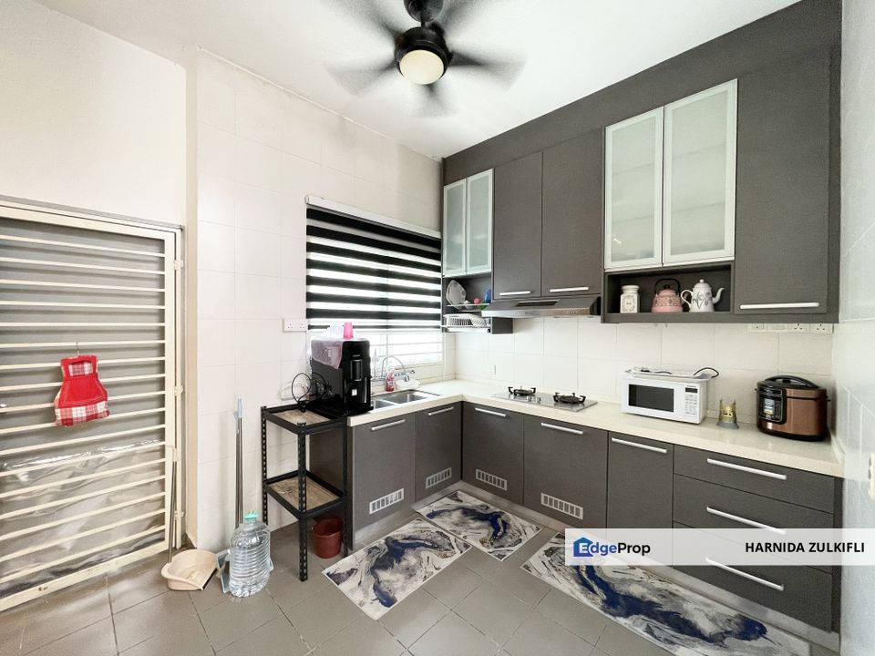 CORNER LOT DOUBLE STOREY SAUJANA TROPIKA S2 HEIGHTS, SEREMBAN 2 FOR SALE, Negeri Sembilan, Seremban