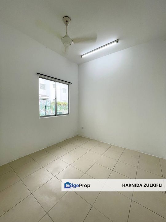 DOUBLE STOREY TERRACE @ IRINGAN BAYU (MEKARY), SEREMBAN FOR RENT, Negeri Sembilan, Seremban