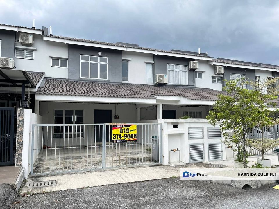 DOUBLE STOREY TERRACE @ IRINGAN BAYU (MEKARY), SEREMBAN FOR RENT, Negeri Sembilan, Seremban