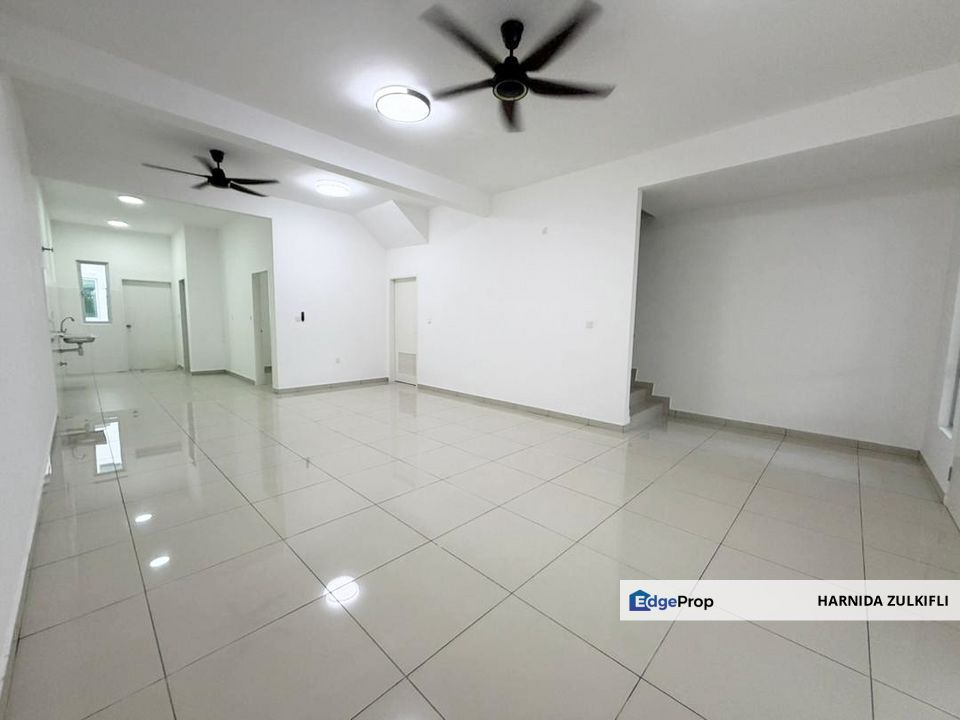 DOUBLE STOREY TERRACE @ TIARA SENDAYAN FOR SALE, Negeri Sembilan, Seremban