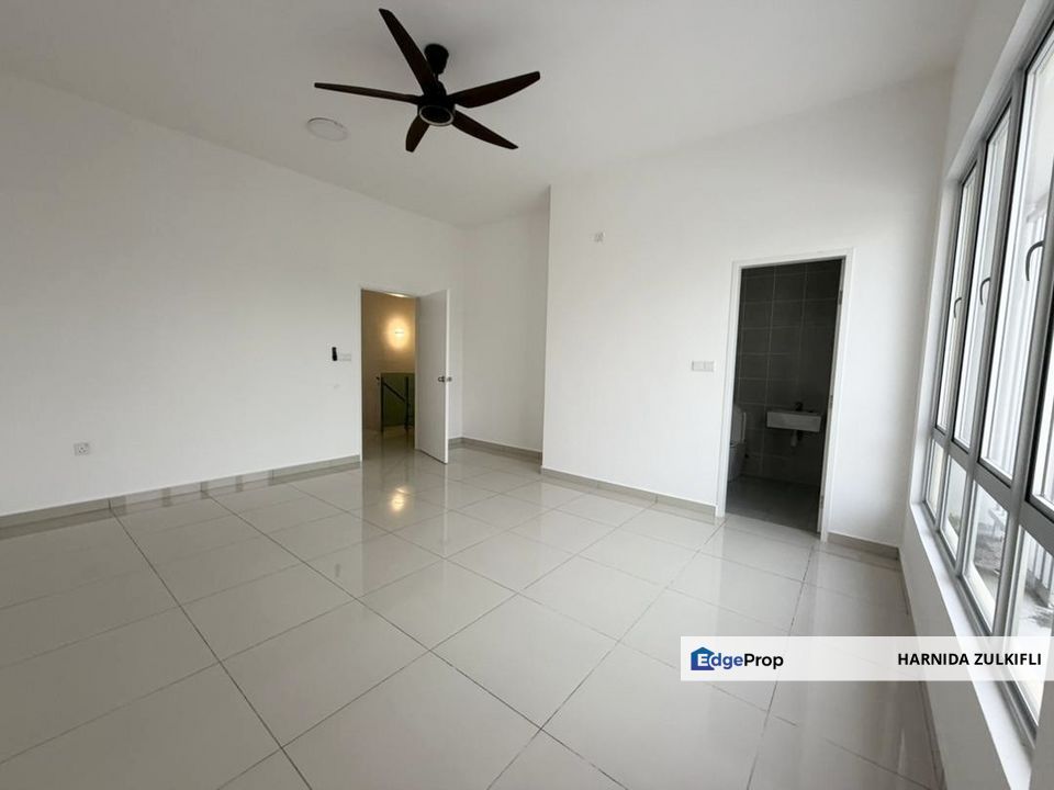 DOUBLE STOREY TERRACE @ TIARA SENDAYAN FOR SALE, Negeri Sembilan, Seremban