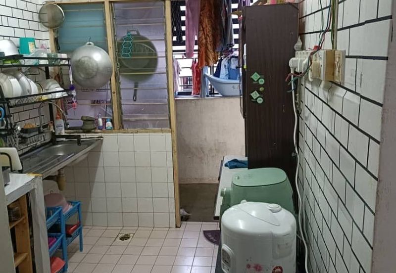 Pangsapuri Kuang, Taman Sungai Besi Indah