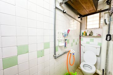 Flat PKNS, Seksyen 24