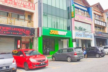 Pusat Bandar Putra Permai