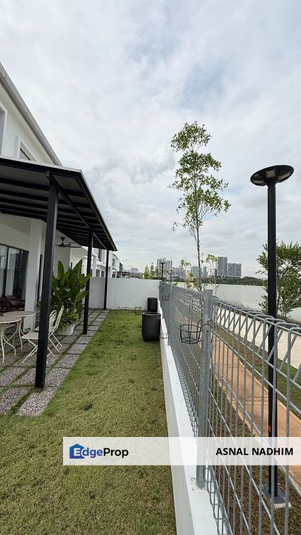 DOUBLE STOREY SEMI D HOUSE SEJATI LAKESIDE FOR SALE, Selangor, Cyberjaya