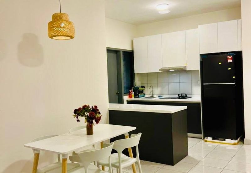 E'Island Lake Haven Residence