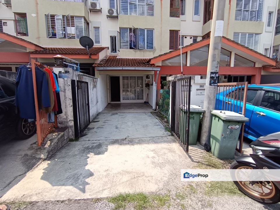 WTS-[Ground Floor] Townhouse Taman Amansiara, Bandar Baru Selayang, Selangor, Selayang
