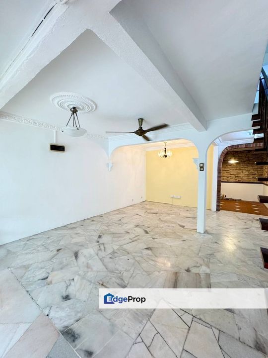 WTS-[Double Storey] Taman Koperasi Polis 2 Batu Caves Gombak, Kuala Lumpur, Gombak