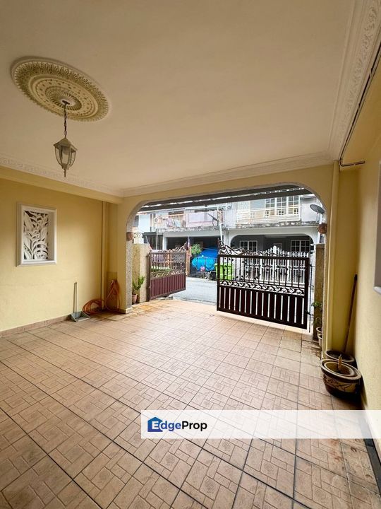 WTS-[Double Storey] Taman Koperasi Polis 2 Batu Caves Gombak, Kuala Lumpur, Gombak
