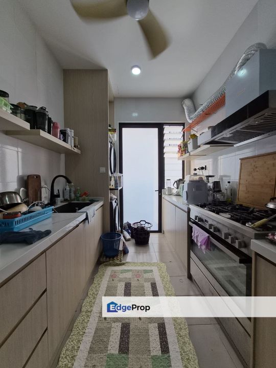 FOR RENT/WTL: Setia Safiro, Cyber 10, Cyberjaya (Phase 3 End Lot), Selangor, Cyberjaya