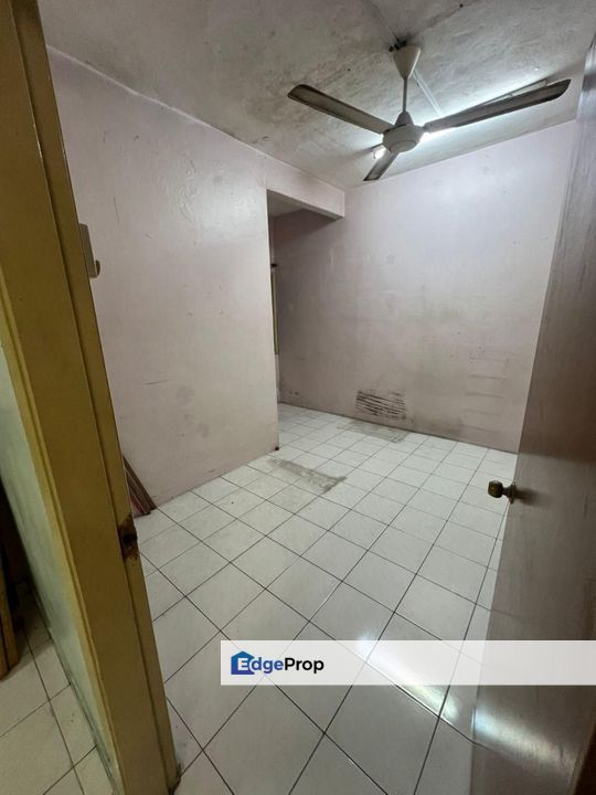 WTS-[FLAT LOW COST] FLAT TAMAN MULIA JAYA, AMPANG, Selangor, Ampang