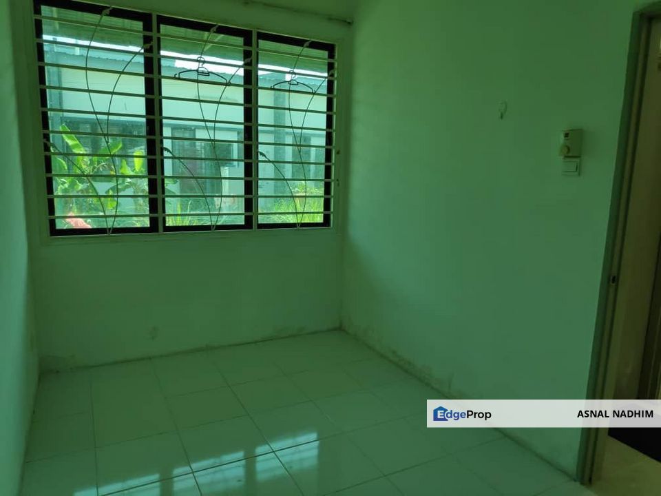 Single Storey Terrace Taman Abadi, Selangor, Sepang