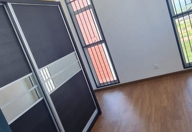 PR1MA Lakefront Homes