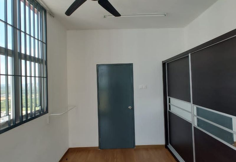 PR1MA Lakefront Homes