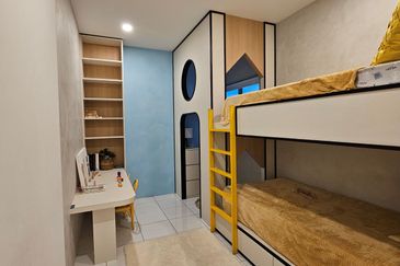 Vista Adesa Residensi Desa Timur