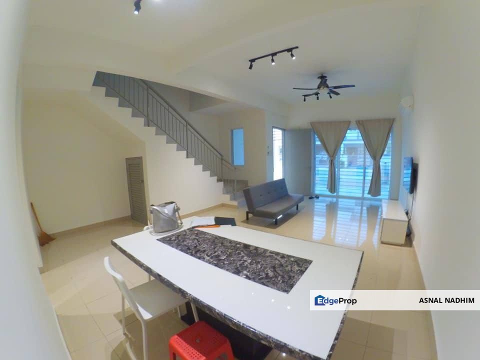 [ENDLOT] 2 STOREY TERRACE, DIAMOND GARDEN TAMAN INTAN, DENGKIL FOR SALE, Selangor, Dengkil