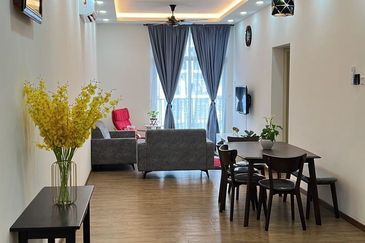 PR1MA Lakefront Homes