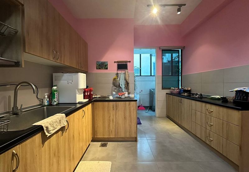 Lake Point Residence