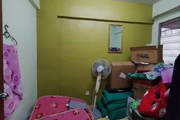 Pangsapuri Putra Harmoni, Precint 9