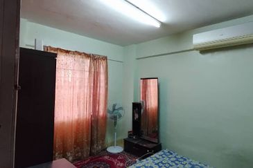 Pangsapuri Putra Harmoni, Precint 9