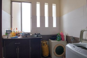 Villa Park Condominium