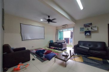 Villa Park Condominium