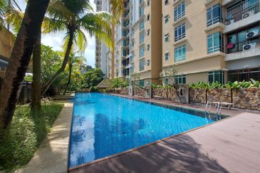 Villa Park Condominium