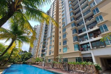 Villa Park Condominium