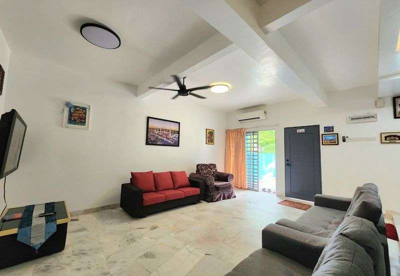 Taman Saujana Puchong