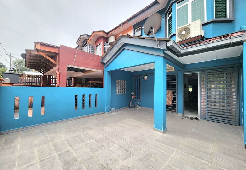 Taman Saujana Puchong