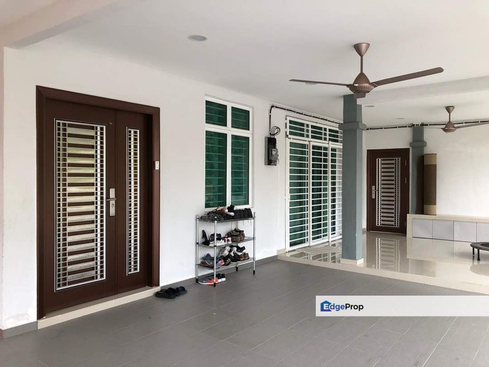 [Renovated and Beautiful] Single Storey Bungalow Desa Pinggiran Putra Kajang For Sale, Selangor, Kajang