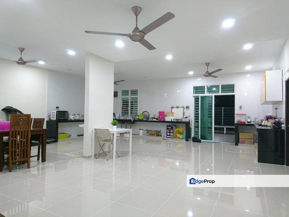 [Renovated and Beautiful] Single Storey Bungalow Desa Pinggiran Putra Kajang For Sale, Selangor, Kajang