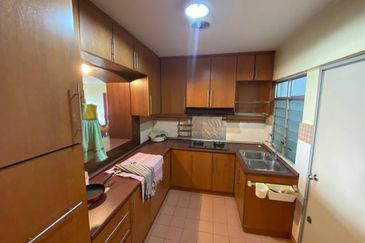 Perdana Exclusive Condominium