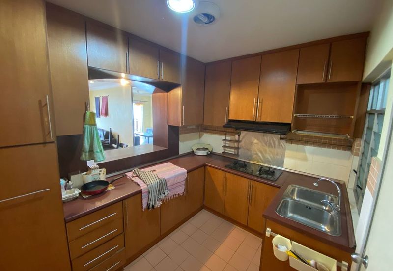 Perdana Exclusive Condominium