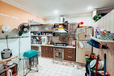 Sri Kinabalu Condominium