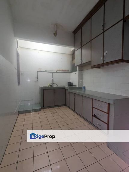 Apartment Desa Serdang For Rent, Selangor, Seri Kembangan