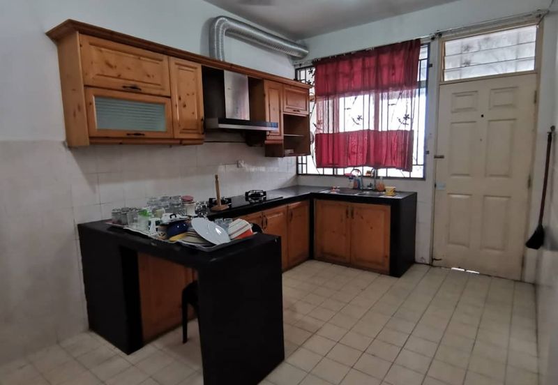 Taman Mawar, Bandar Baru Salak Tinggi