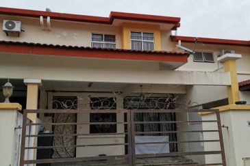 Taman Mawar, Bandar Baru Salak Tinggi