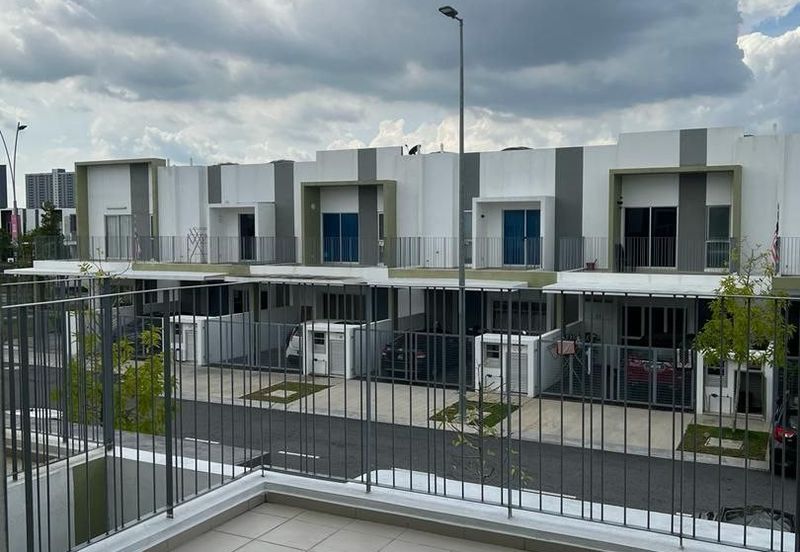 Casa Wood, CyberSouth