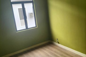 Monet Springtime @ Sunsuria City