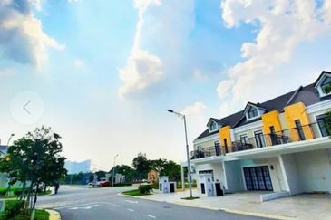 Monet Springtime @ Sunsuria City